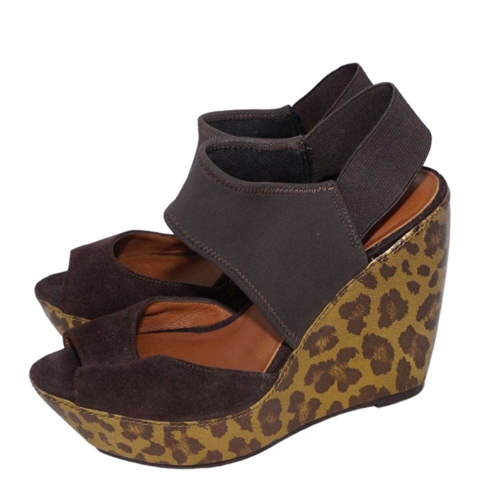 Donald J. Pliner LEEE Leopard Wedge Sandals, Size 6 - Picture 5 of 8